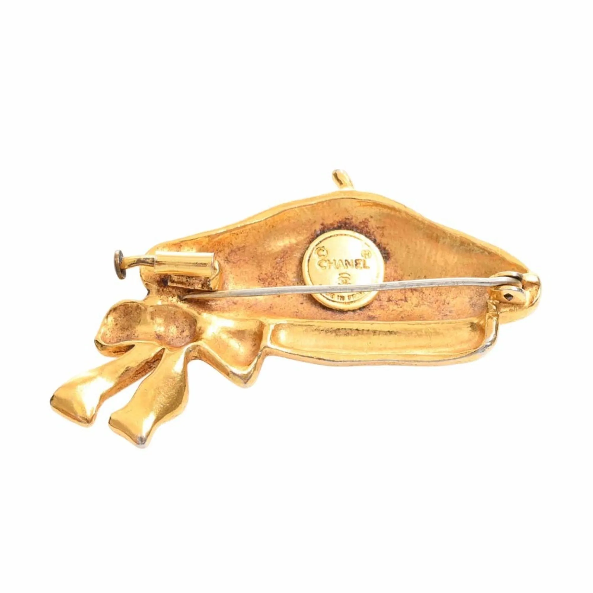 CHANEL Beret Motif Ribbon Brooch Gold Women's