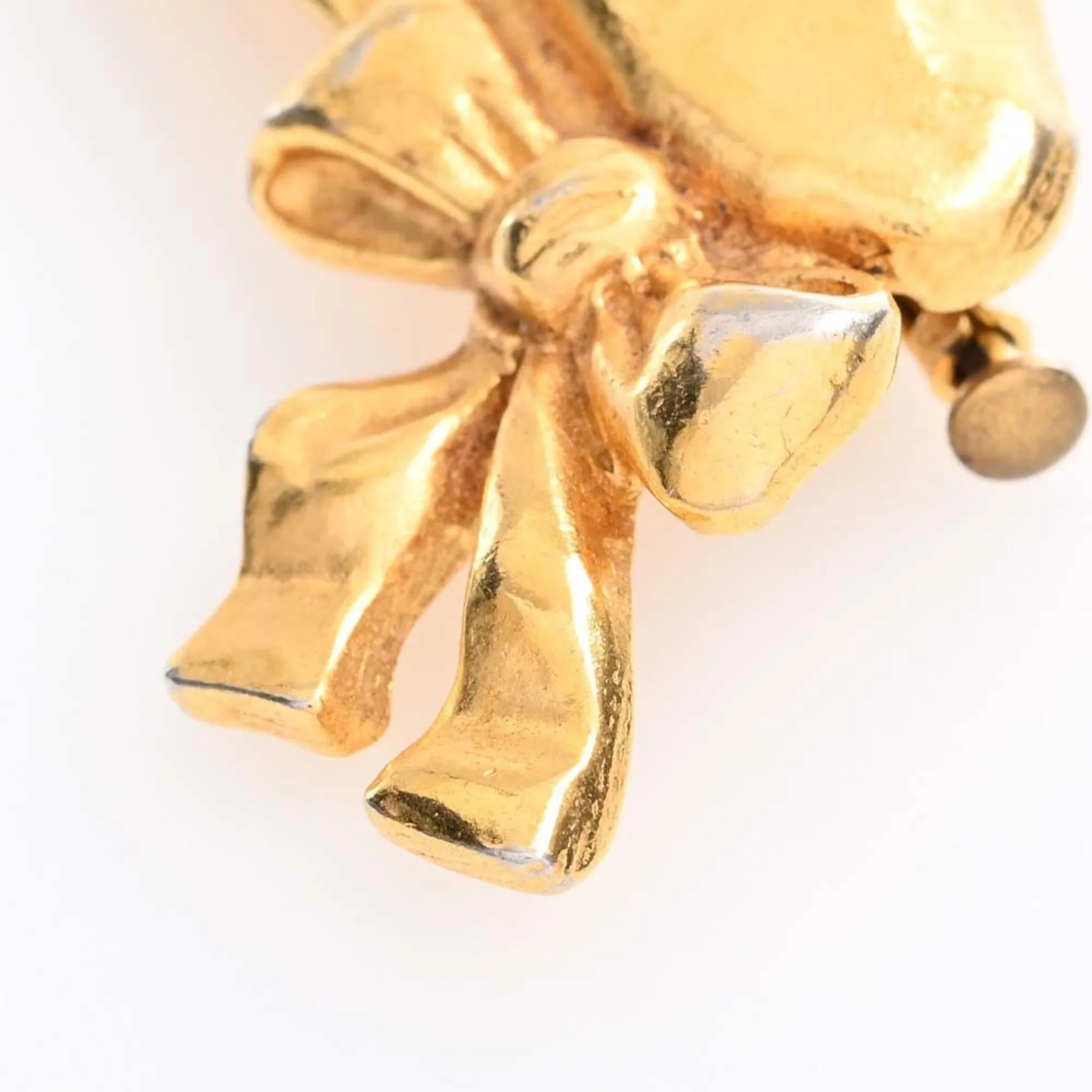 CHANEL Beret Motif Ribbon Brooch Gold Women's